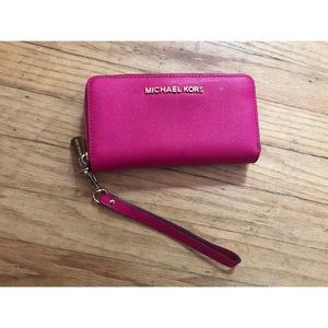 Mk wristlet